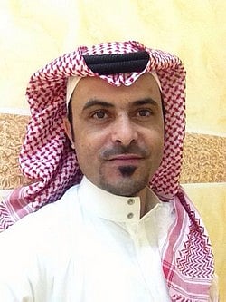 "نايف" يضيء منزل "الخراصي"