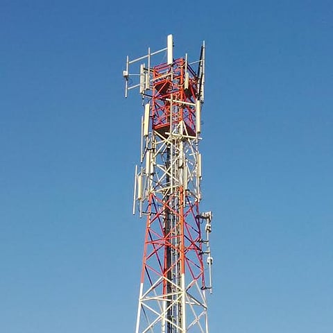 مجدداً ولليوم الـ12.. "غافة رنية" في عزلة عن العالم بلا اتصالات