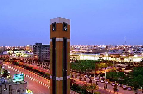 ضبط مقيم سوري يدعو الشباب إلى فكر الإلحاد في حفر الباطن