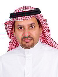 "تقنية جدة " تدفع بـ 417 خريجاً إلى سوق العمل