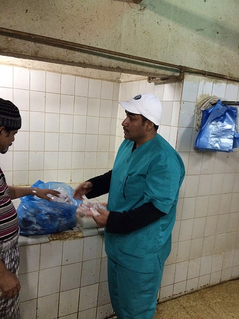 أمانة الرياض تضبط منزلين شعبيين لذبح الأغنام