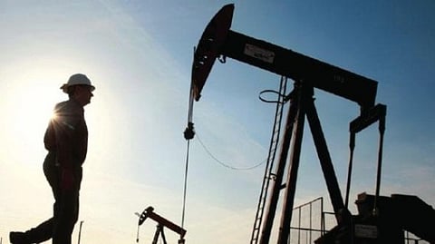 "انهيار النفط" يقود لأزمة عالمية.. والسؤال الأهم: هل اقتربت موجة الإفلاس؟