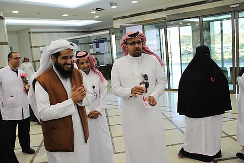 مستشفى أبها للولادة والأطفال يحتفل باليوم العالمي للإيدز