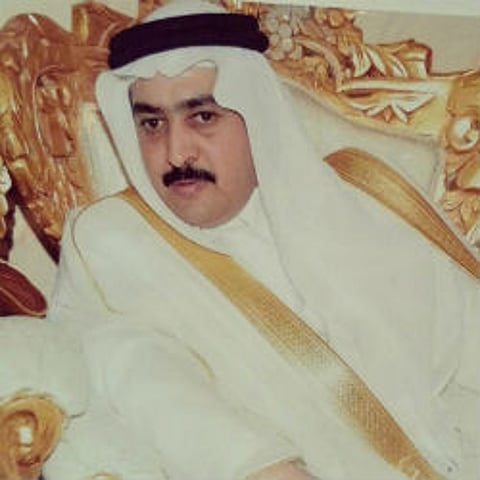 سعودي يرسل مليون ليرة لكل أسرة سورية فقدت معيلها وتنتمي لـ"شمر"