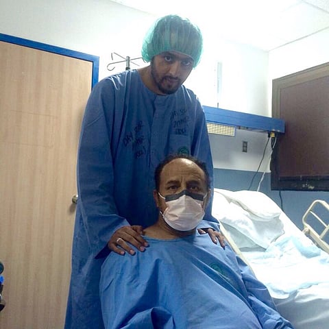 الابن "سالم" يتبرع بإحدى كليتيه لوالده ويُنقذ حياته