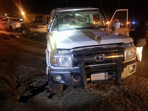 مهرب ممنوعات يصدم دورية ويصيب قائدها في "بيشة"