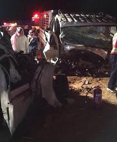 النزيف مستمر: حادث مروري يصرع 3 أشقاء بطريق "ساجر- عرجاء"