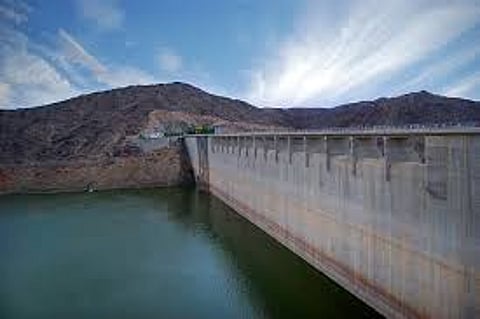 "البلدي" يناقش مع "المياه" تدفق مياه الصرف الصحي لسد بيشة