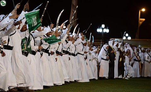 15 محافظة تتنافس في مسابقة الفنون الشعبية بسوق عكاظ