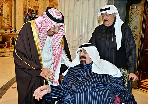 شاهد.. صور الملك عبدالله بن عبدالعزيز قبل ٣١ يوماً من وفاته