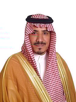 محافظ الليث معزياً في "فقيد الأمة": كان قائداً فذاً وشخصيةً مؤثرة