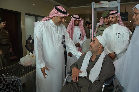 "محافظ ينبع" يثَمّن حصول مطار الأمير عبدالمحسن على التقييم الأعلى