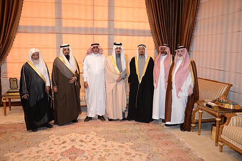 أمير عسير يستقبل "الشهراني" المتنازل عن قاتل ابنه