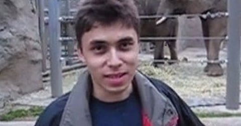 شاهد .. أول فيديو في العالم نُشر على موقع الـ" youtube "