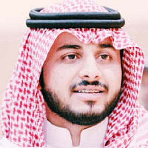 "المجاهد" يحصل على ماجستير الإعلام الرقمي