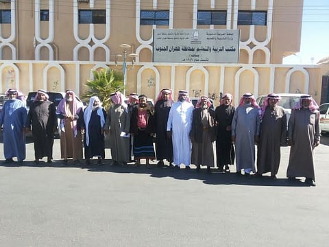 وقفة لمتعهدي النقل المدرسي أمام "تعليم الظهران" للمطالبة بالمستحقات