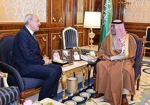 ولي العهد يستقبل السفير الأردني بالرياض