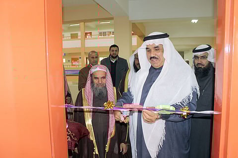 مدير تعليم تبوك يُدشن مشروع "المقارئ الإلكترونية" بمدارس التحفيظ