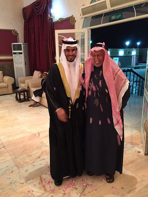 "الزهيري" يحتفل بزواجه في المدينة