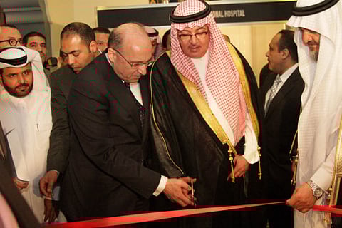 "خوجة": إنسانية المملكة في المجال الصحي عُرفت منذ توحيدها