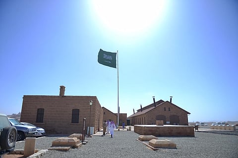 رئيس هيئة السياحة يوقّع عقد تأهيل مركز زوار "جرش الأثري"