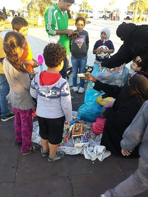 كلاب ودراجات نارية ومتسولات.. تستقبل زوار كورنيش جدة