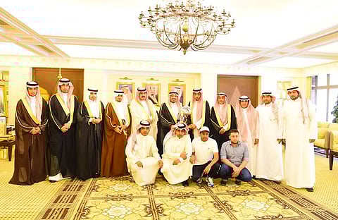 أمير منطقة القصيم يستقبل إدارة نادي الرائد