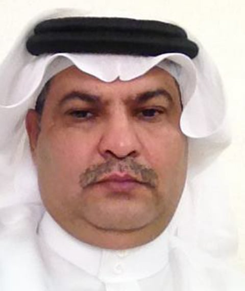 القاص "العمري" يدير أمسية ثقافية نقدية بأدبي جدة بالعرضيات