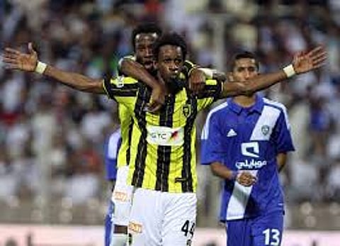 الاتحاد يرصد 10 آلاف ريال لكل لاعب لتجاوز عقبة الهلال