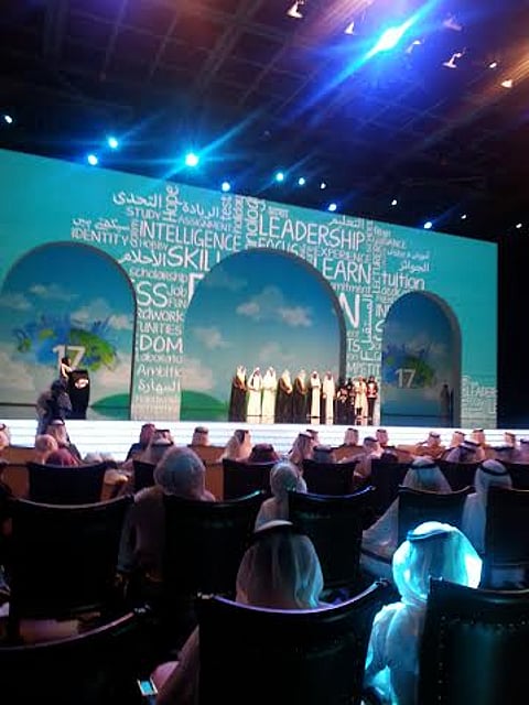 تتويج الفائزين بمسابقة حمدان بن راشد للأداء التعليمي والمملكة تتصدر خليجيًا