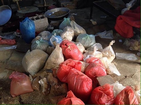 شاهد.. شرطة جازان تضبط كميات من الشمة في أبو عريش