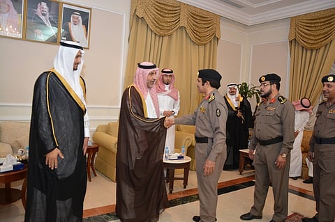 "محافظ ينبع" يستقبل مبايعي ولي العهد وولي ولي العهد