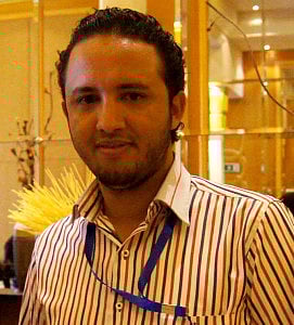 صحفي حوثي: إيران تبتز "أنصار الله" وليست مستعدة للتضحية من أجلهم