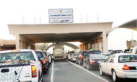 كويتي يقتل صديقه السعودي ويلقي بجثته بالنويصيب