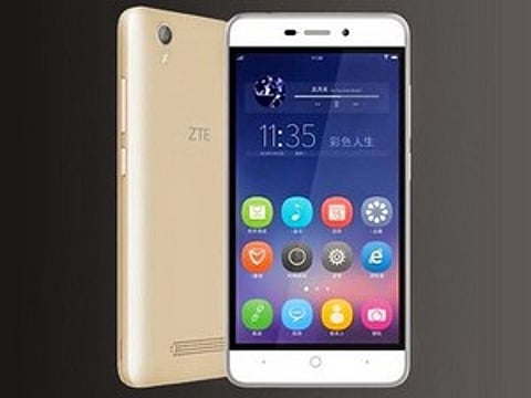 "زد تي إي" تطلق هاتفها ذا بطارية عملاقة وسعر زهيد