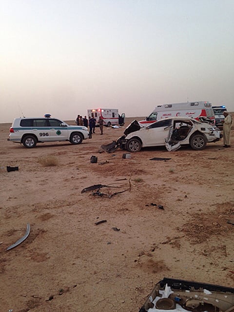 مصرع شخص وإصابة 4 في حادث انقلاب على طريق رماح بالرياض