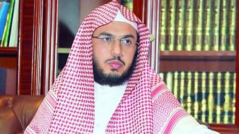 "كبار العلماء" يُهَنّئون القيادة والأمتين العربية والإسلامية "برمضان"