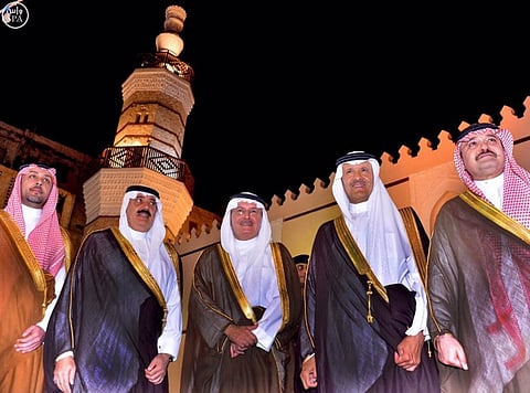 أمراء ومسؤولون وأثرياء يتسابقون على ترميم المساجد التاريخية