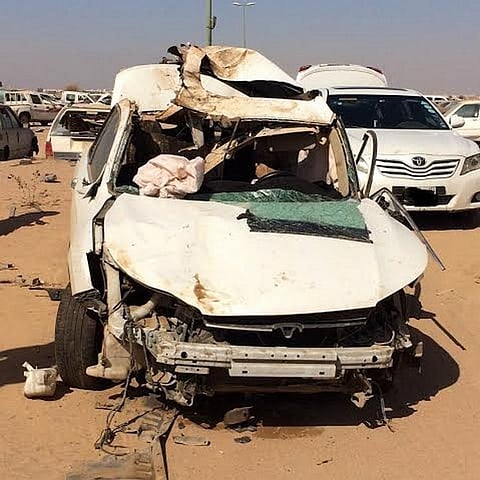 "جمل سائب" يدمر حياة أسرة سعودية بين وفيات وإصابات