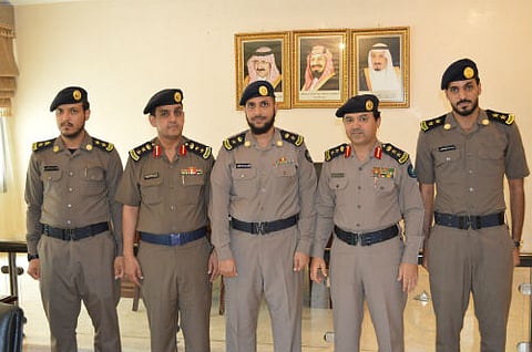 "الغامدي" يقلد 3 ضباط رتبهم الجديدة بـ"مدني جدة"