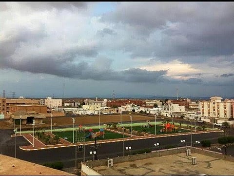 في حلي.. الاجتهادات توقع المؤذنين بأخطاء والمدفع الرمضاني الحل