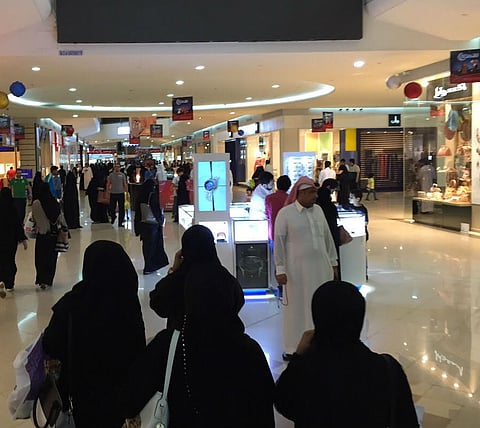 "سبق" ترصد اشتعال الأسعار واستغلال المواطنين بجدة مع قرب العيد