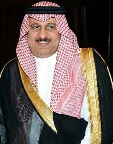 الوزير "العيسى" .. خبرة السنوات الطويلة تتوجه بـ"رئاسة" الديوان الملكي