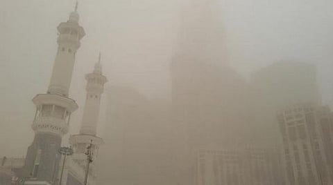 "الأرصاد": رياحٌ سطحية مُثيرة للأتربة على منطقتَي مكة المكرّمة والمدينة المنوّرة