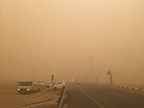 حوادث "غبار بيش" الجماعية.. أرواح تُزهق وممتلكات تتلف