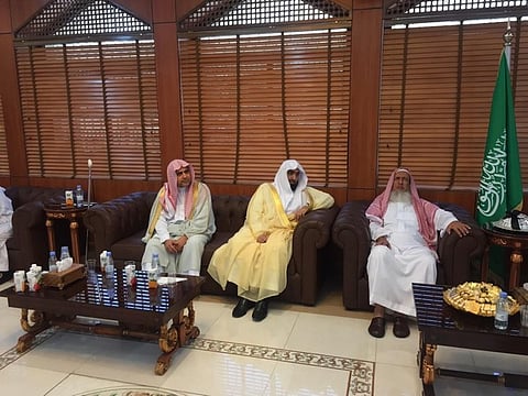 رئيس ديوان المظالم يزور المفتي في مكتبه