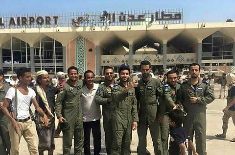 أبناء "عدن" و"الجنوب" يوثقون لحظات الفرح بتحرير المطار الدولي