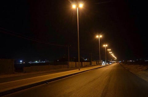 إطلاق التيار الكهربائي في 600 عمود إنارة بنجران