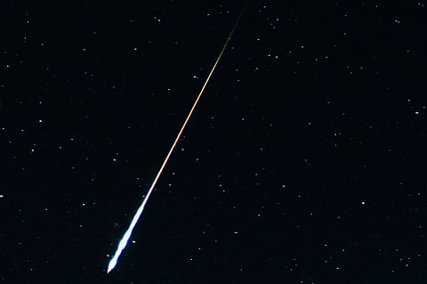 "فلكية جدة": شُهُب "الدالويات" تصل ذروتها غداً وتترك ذيلاً متوهجاً