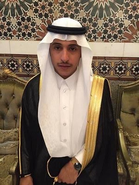 "مازن" يحتفل بزفافه في جدة